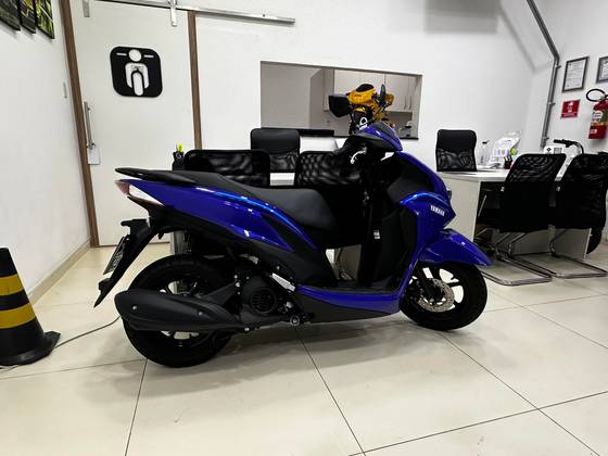 YAMAHA FLUO 125 HYBRID CONNECTED ABS YAMAHA FLUO 125 HYBRID CONNECTED ABS